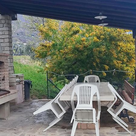 Agriturismo L'Uliveto Gargnano Luaran gambar
