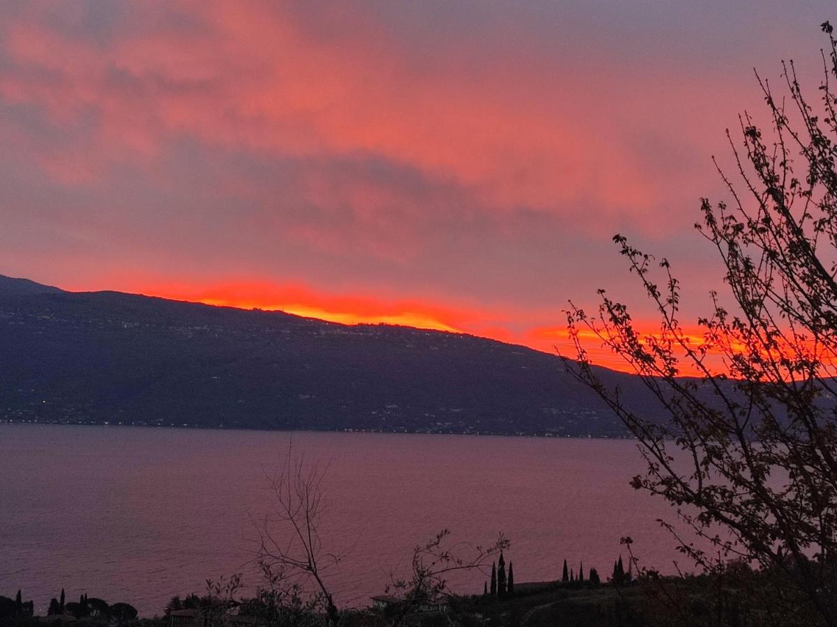 Agriturismo L'Uliveto Gargnano Bilik gambar