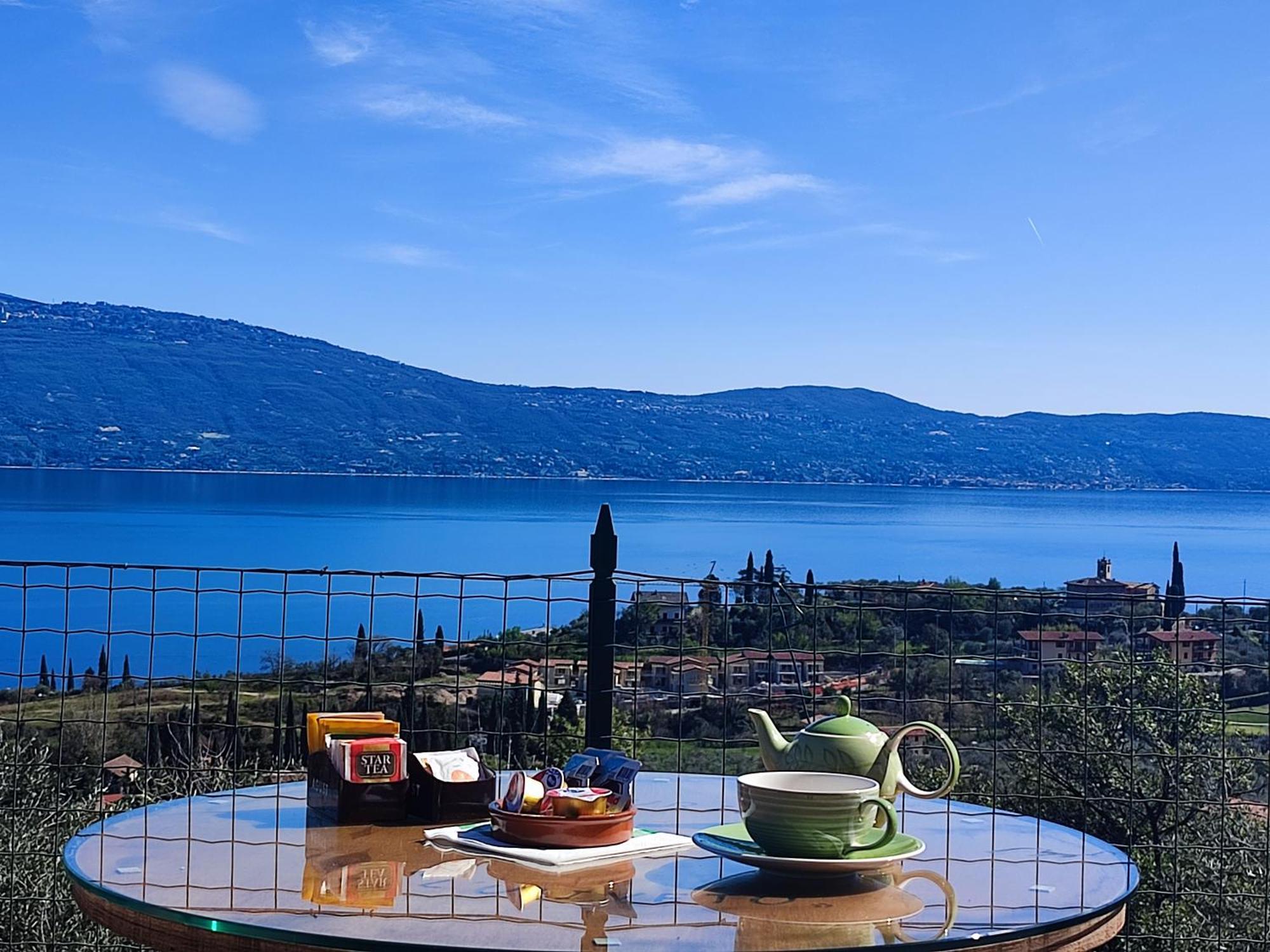 Agriturismo L'Uliveto Gargnano Luaran gambar