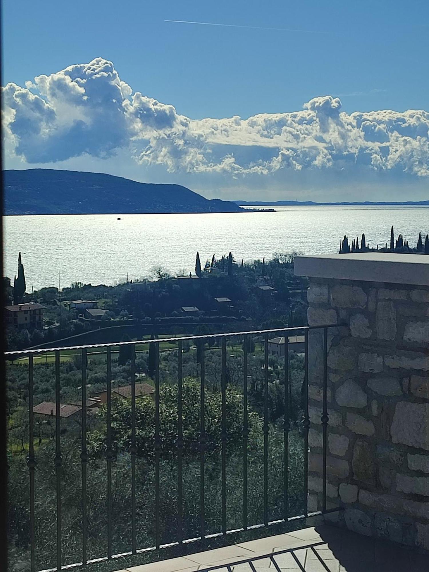 Agriturismo L'Uliveto Gargnano Luaran gambar