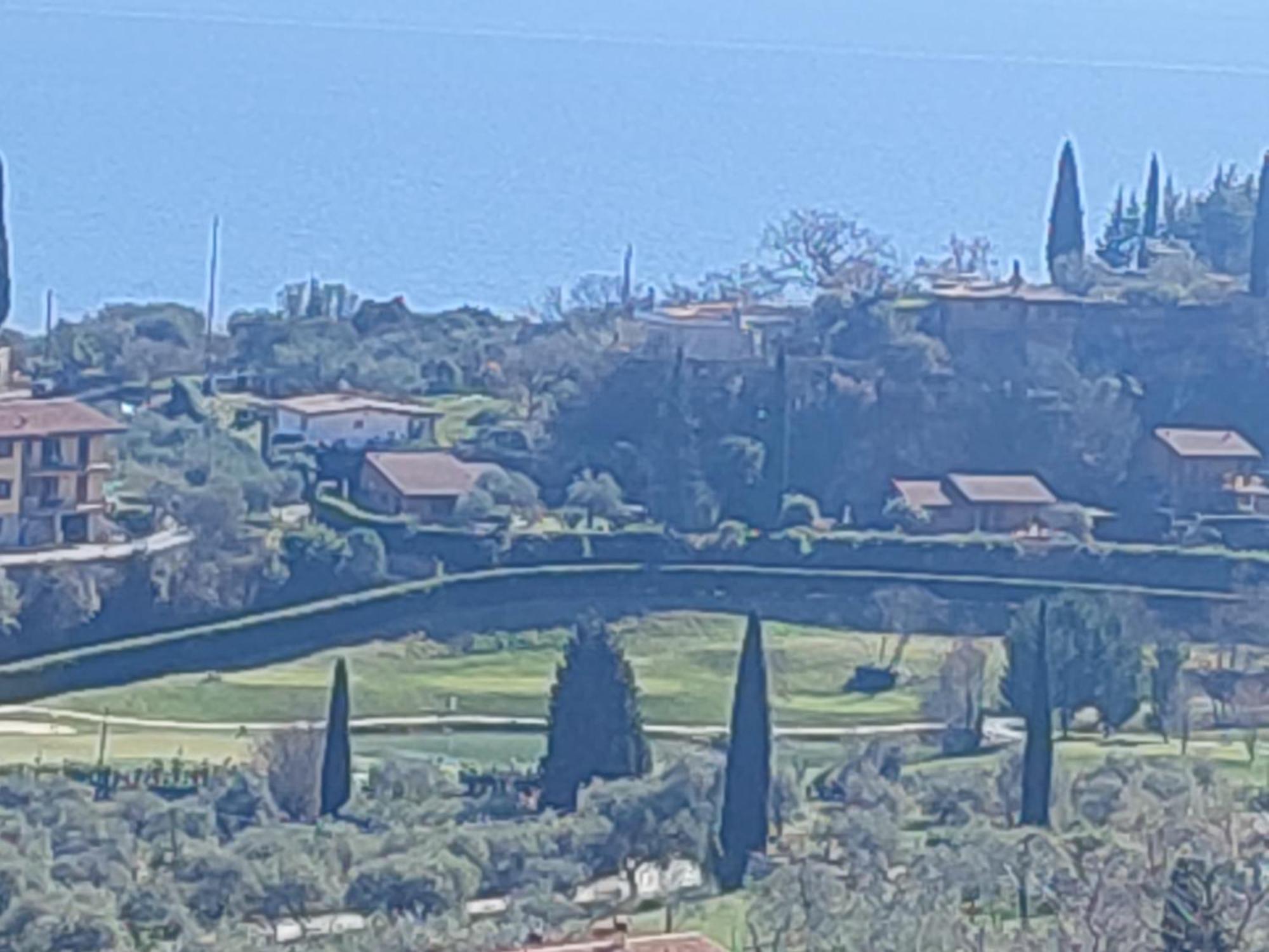 Agriturismo L'Uliveto Gargnano Luaran gambar